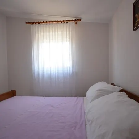 Filipovic Apartment Vir